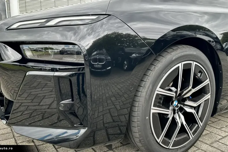 BMW 740 din 2024 cu 5.990 km - oferta BMW168200 - foto 6