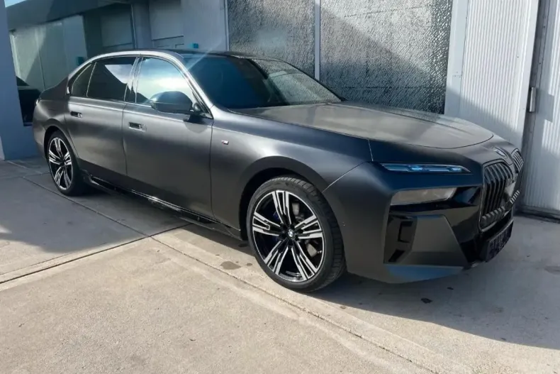 BMW 740 din 2024 cu 28.500 km - oferta BMW168209 - foto 2