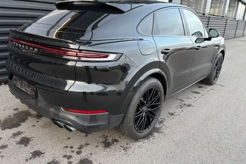 Porsche Cayenne din 2024 cu 28.700 km - oferta POR168210 - foto 8