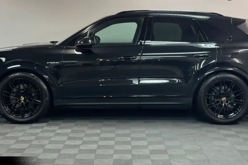 Porsche Cayenne din 2024 cu 21.222 km - oferta POR168211 - foto 5