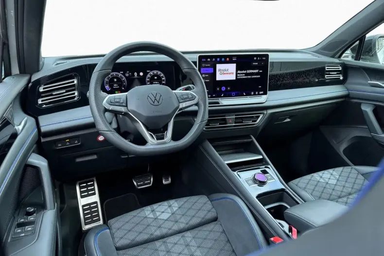 Volkswagen Tiguan din 2024 cu 14.200 km - oferta VOL168216 - foto 11