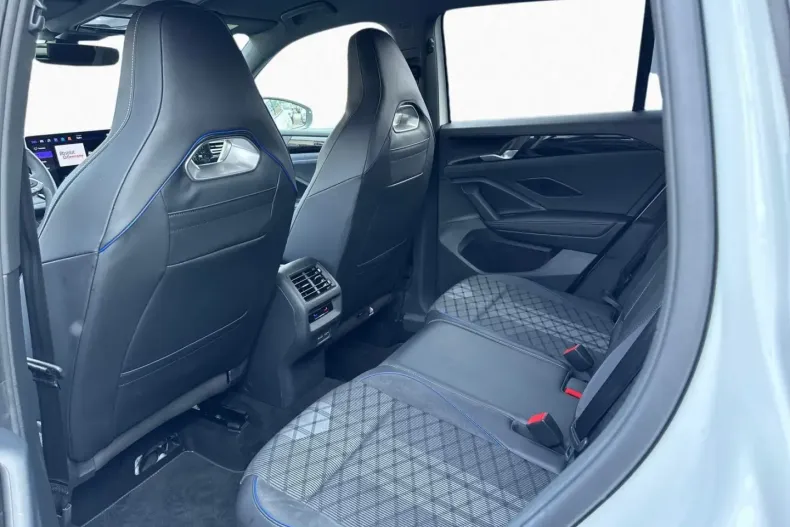 Volkswagen Tiguan din 2024 cu 14.200 km - oferta VOL168216 - foto 15