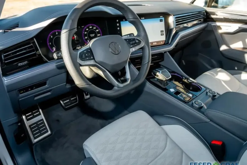 Volkswagen Touareg din 2025 cu 16.607 km - oferta VOL168217 - foto 3