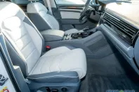 Volkswagen Touareg din 2025 cu 16.607 km - oferta VOL168217 - foto 6