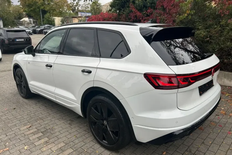 Volkswagen Touareg din 2025 cu 11.500 km - oferta VOL168218 - foto 6