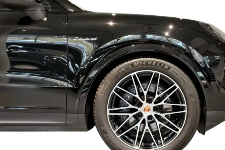 Porsche Cayenne din 2025 cu 8.000 km - oferta POR168219 - foto 5