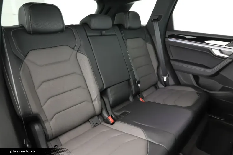 Volkswagen Touareg din 2024 cu 10.754 km - oferta VOL168228 - foto 6