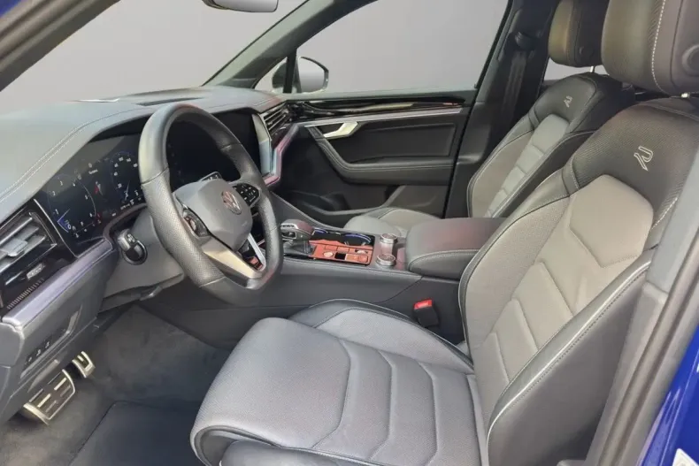 Volkswagen Touareg din 2025 cu 22.900 km - oferta VOL168231 - foto 11