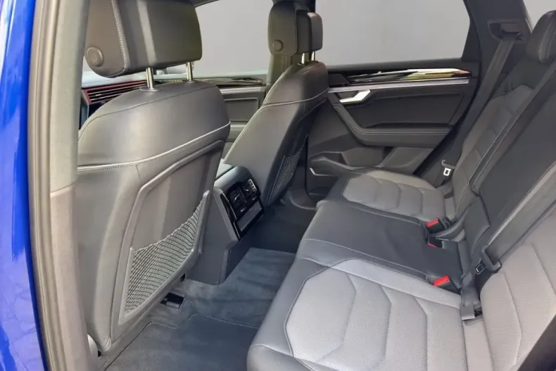 Volkswagen Touareg din 2025 cu 22.900 km - oferta VOL168231 - foto 17