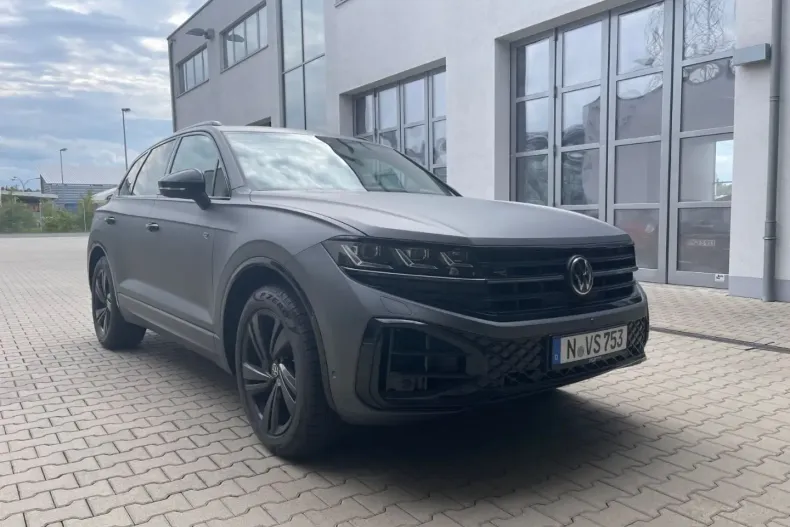 Volkswagen Touareg din 2024 cu 27.000 km - oferta VOL168232 - foto 3