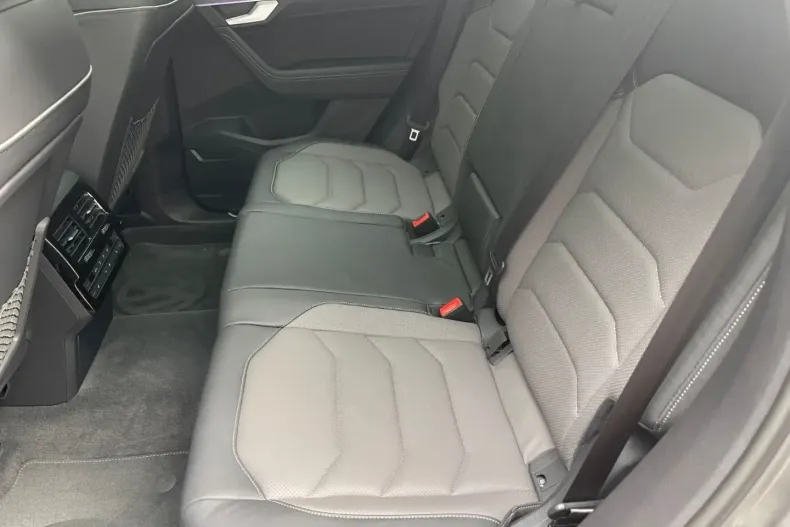 Volkswagen Touareg din 2024 cu 27.000 km - oferta VOL168232 - foto 13