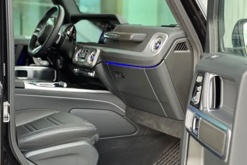 Mercedes-Benz G 450 din 2024 cu 24.800 km - oferta MER168234 - foto 17