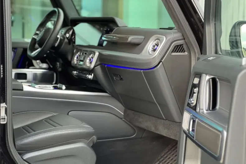 Mercedes-Benz G 450 din 2024 cu 24.800 km - oferta MER168234 - foto 23