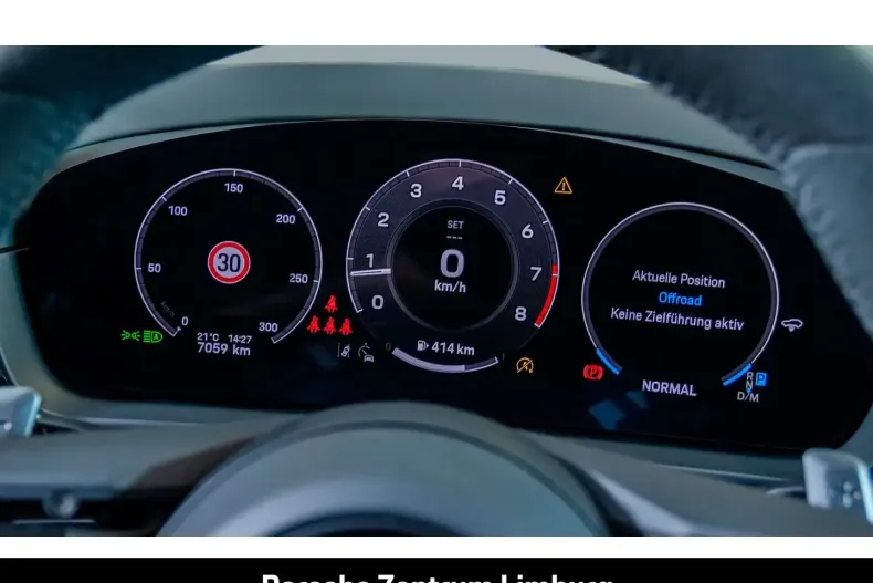 Porsche Cayenne din 2025 cu 7.900 km - oferta POR168247 - foto 36