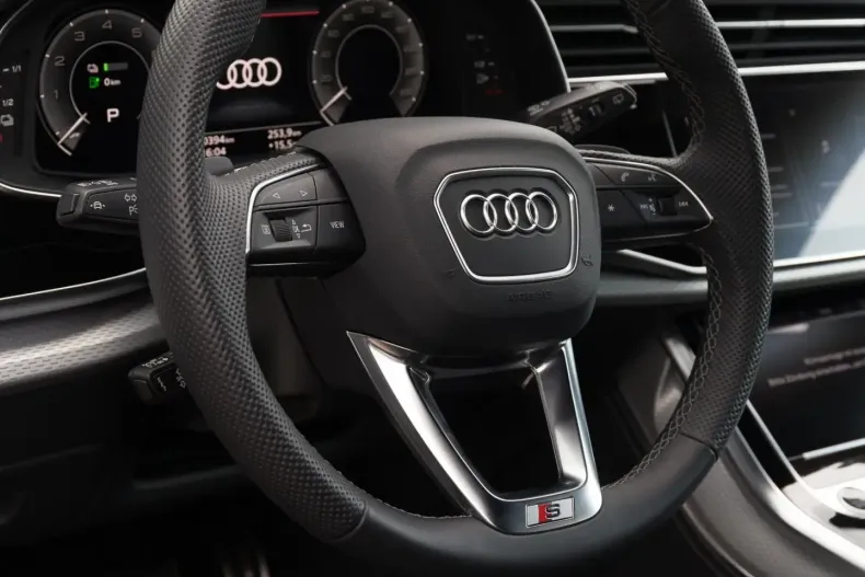 Audi Q8 din 2024 cu 30.390 km - oferta AUD168252 - foto 10