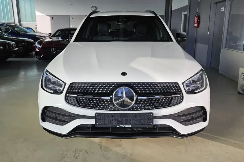 Mercedes-Benz GLC 220 din 2022 cu 89.137 km - oferta MER168262 - foto 3