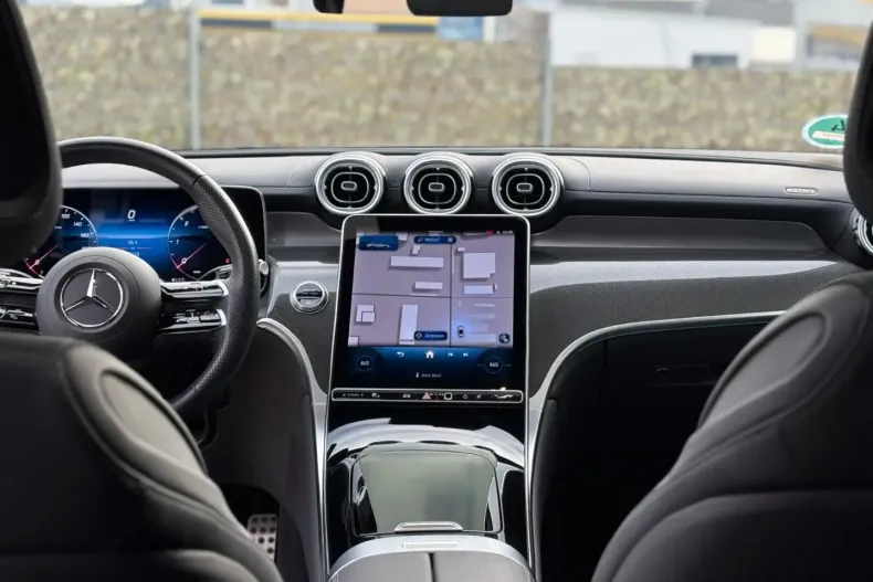 Mercedes-Benz GLC 300 din 2025 cu 17.400 km - oferta MER168263 - foto 25