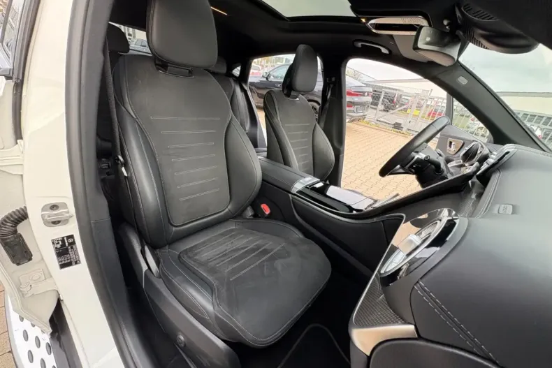 Mercedes-Benz GLC 300 din 2025 cu 17.400 km - oferta MER168263 - foto 31