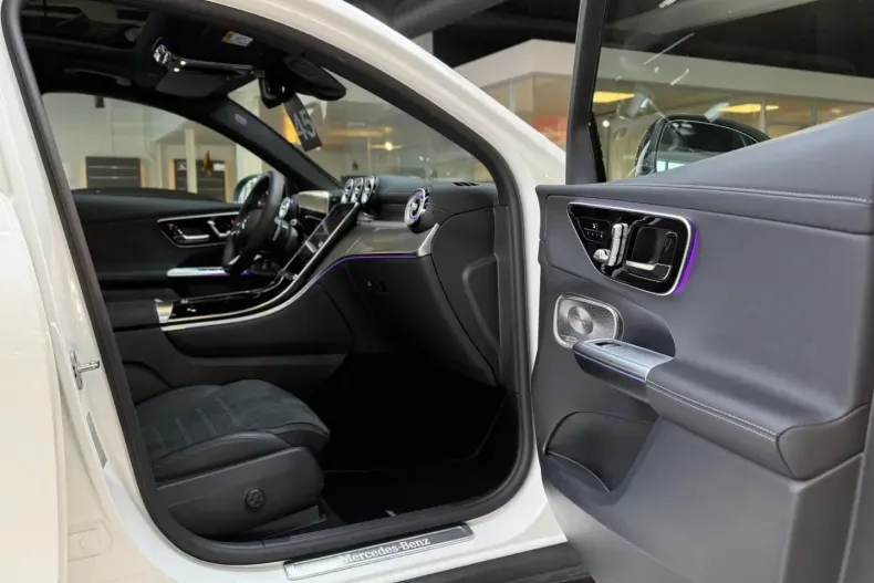 Mercedes-Benz GLC 220 din 2025 cu 16.000 km - oferta MER168265 - foto 17