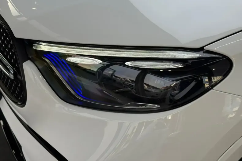 Mercedes-Benz GLC 220 din 2025 cu 16.000 km - oferta MER168265 - foto 27