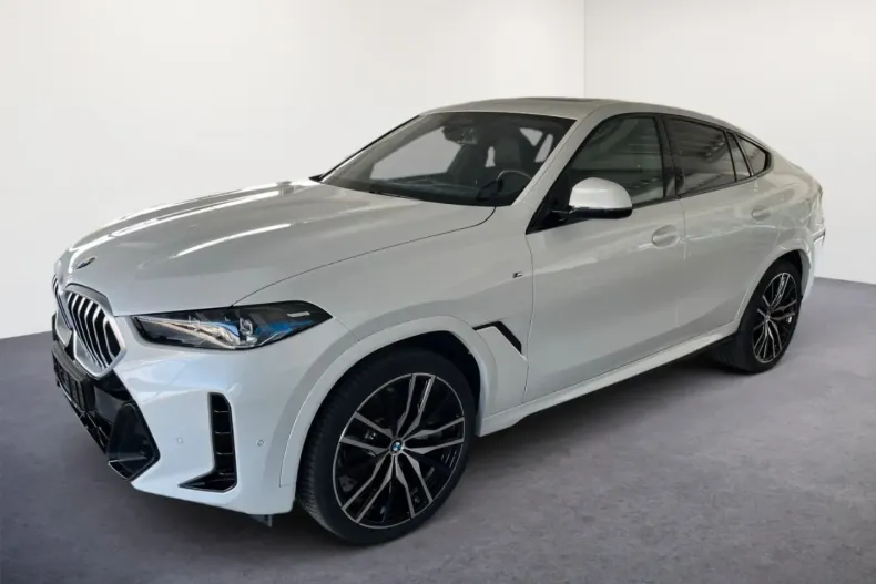 BMW X6 din 2024 cu 5.992 km - oferta BMW168271 - foto 1