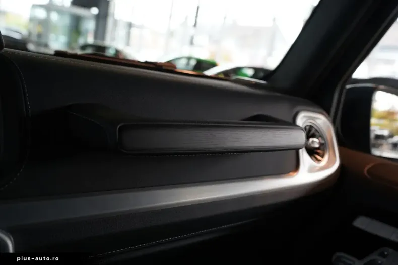 Mercedes-Benz G 450 din 2024 cu 29.900 km - oferta MER168277 - foto 33