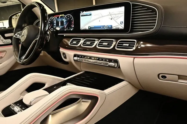 Mercedes-Benz GLS 580 din 2024 cu 15.900 km - oferta MER168279 - foto 7