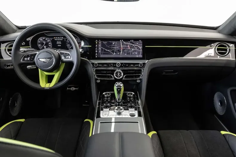 Bentley Flying Spur din 2024 cu 5.800 km - oferta BEN168285 - foto 2