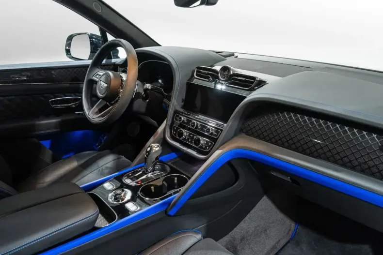 Bentley Bentayga din 2025 cu 5.960 km - oferta BEN168286 - foto 4