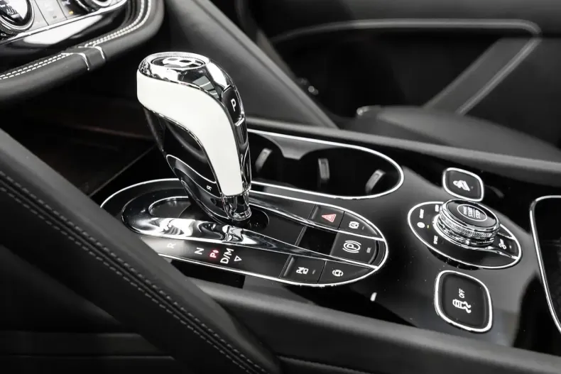 Bentley Bentayga din 2024 cu 6.900 km - oferta BEN168288 - foto 11