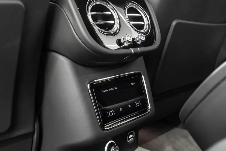 Bentley Bentayga din 2024 cu 6.900 km - oferta BEN168288 - foto 20