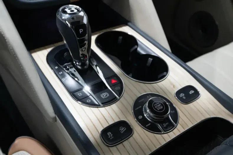 Bentley Bentayga din 2024 cu 23.100 km - oferta BEN168289 - foto 29