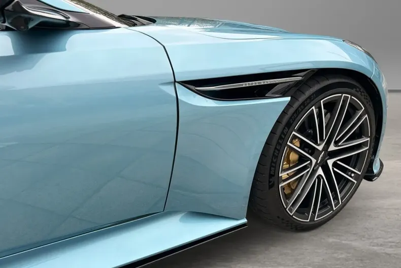 Aston Martin DB12 din 2024 cu 5.791 km - oferta AST168292 - foto 9