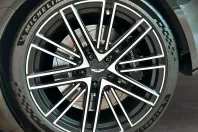 Aston Martin DB12 din 2024 cu 1.200 km - oferta AST168293 - foto 6