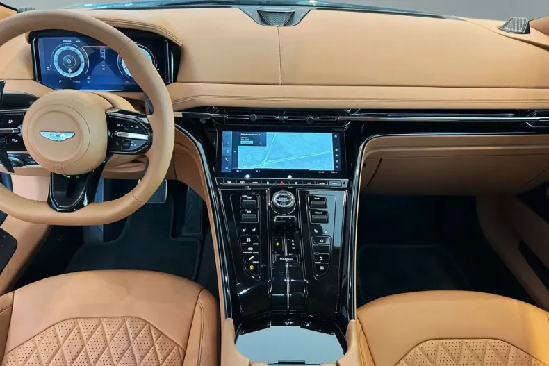 Aston Martin DB12 din 2024 cu 1.200 km - oferta AST168293 - foto 17