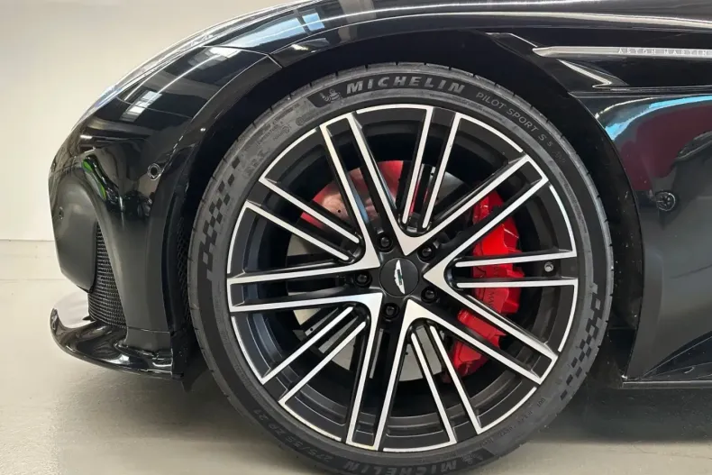 Aston Martin DB12 din 2024 cu 21.000 km - oferta AST168301 - foto 7