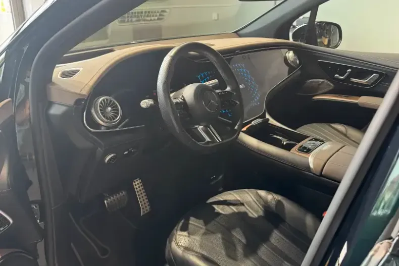 Mercedes-Benz EQS SUV din 2023 cu 82.000 km - oferta MER168302 - foto 4