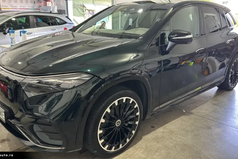 Mercedes-Benz EQS SUV din 2023 cu 82.000 km - oferta MER168302 - foto 8