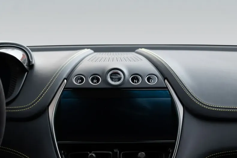 Aston Martin DBX din 2024 cu 14.740 km - oferta AST168303 - foto 24