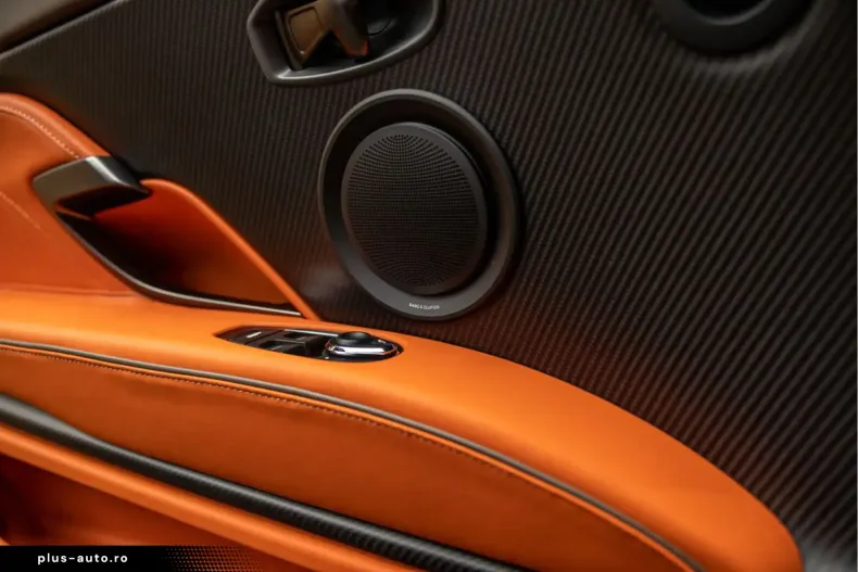 Aston Martin DBS din 2024 cu 3.500 km - oferta AST168304 - foto 17