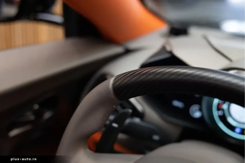 Aston Martin DBS din 2024 cu 3.500 km - oferta AST168304 - foto 46