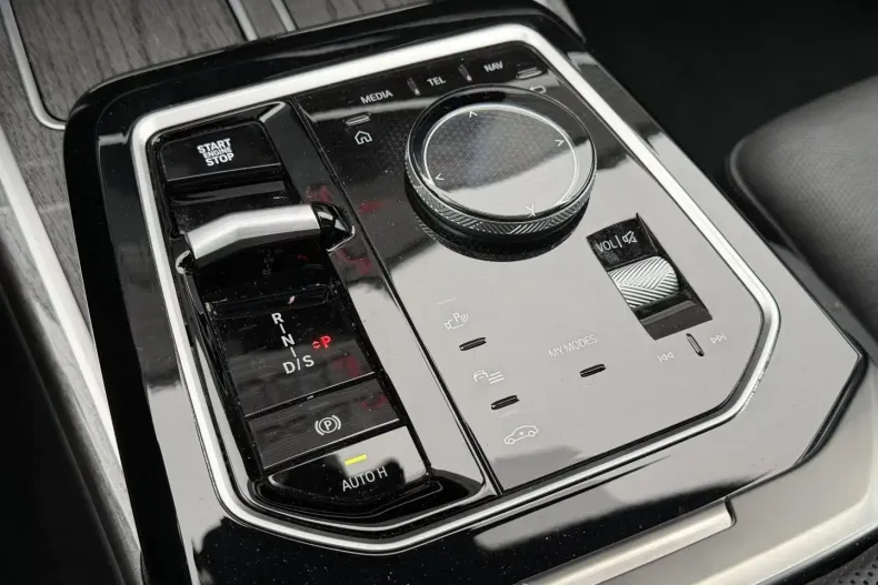 BMW 740 din 2023 cu 104.178 km - oferta BMW168305 - foto 18