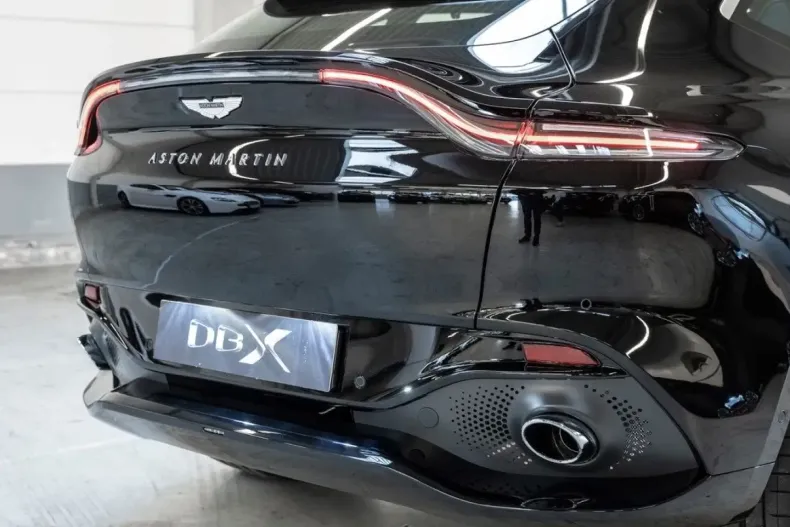 Aston Martin DBX din 2024 cu 19.900 km - oferta AST168307 - foto 9