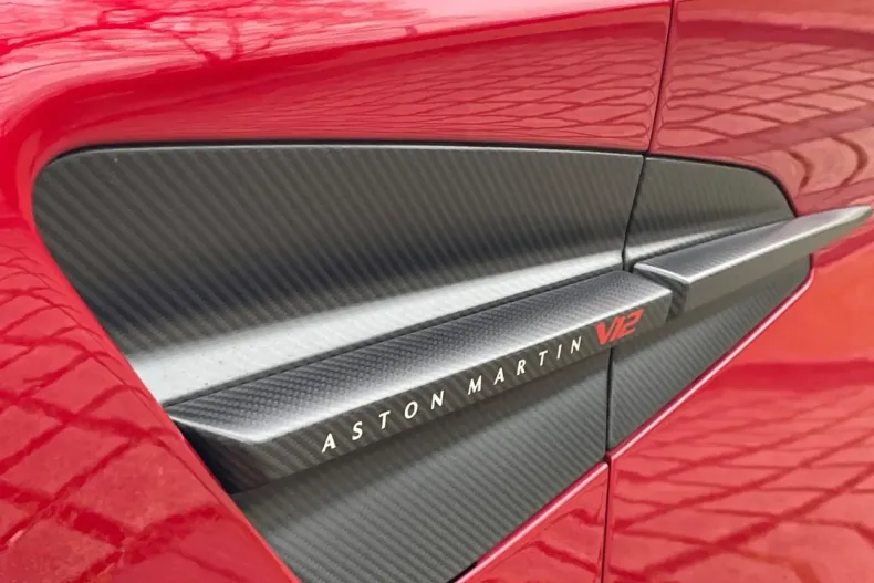 Aston Martin Vanquish din 2025 cu 6.001 km - oferta AST168309 - foto 11