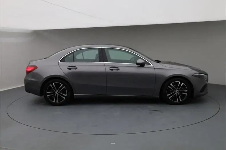 Mercedes-Benz A 200 din 2024 cu 23.900 km - oferta MER168313 - foto 6