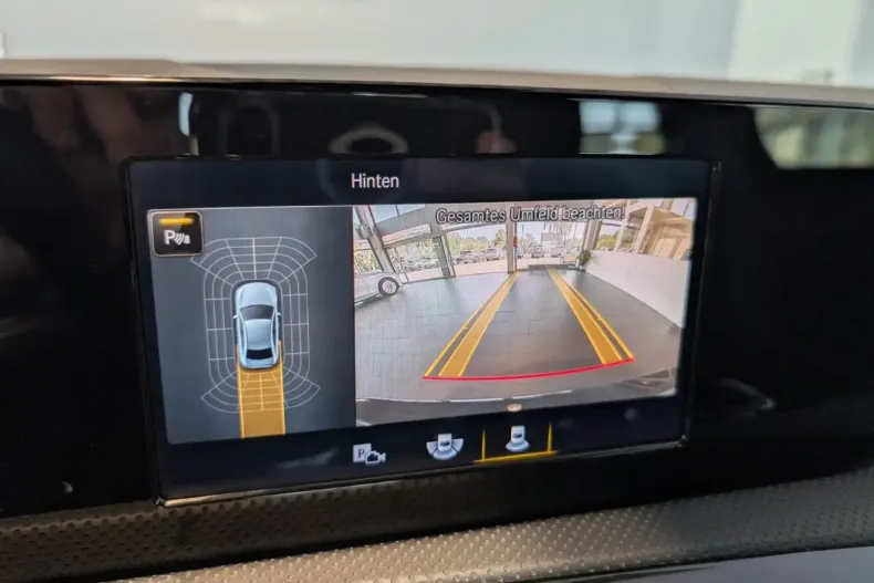 Mercedes-Benz A 220 din 2022 cu 47.280 km - oferta MER168314 - foto 18