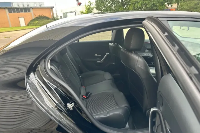 Mercedes-Benz A 200 din 2022 cu 45.000 km - oferta MER168315 - foto 16