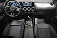 Mercedes-Benz GLA 200 din 2022 cu 60.700 km - oferta MER168318 - foto 4