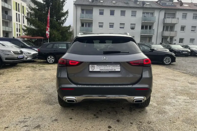 Mercedes-Benz GLA 220 din 2021 cu 43.000 km - oferta MER168320 - foto 4
