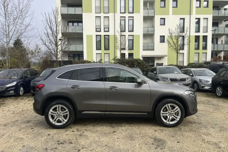 Mercedes-Benz GLA 220 din 2021 cu 43.000 km - oferta MER168320 - foto 6